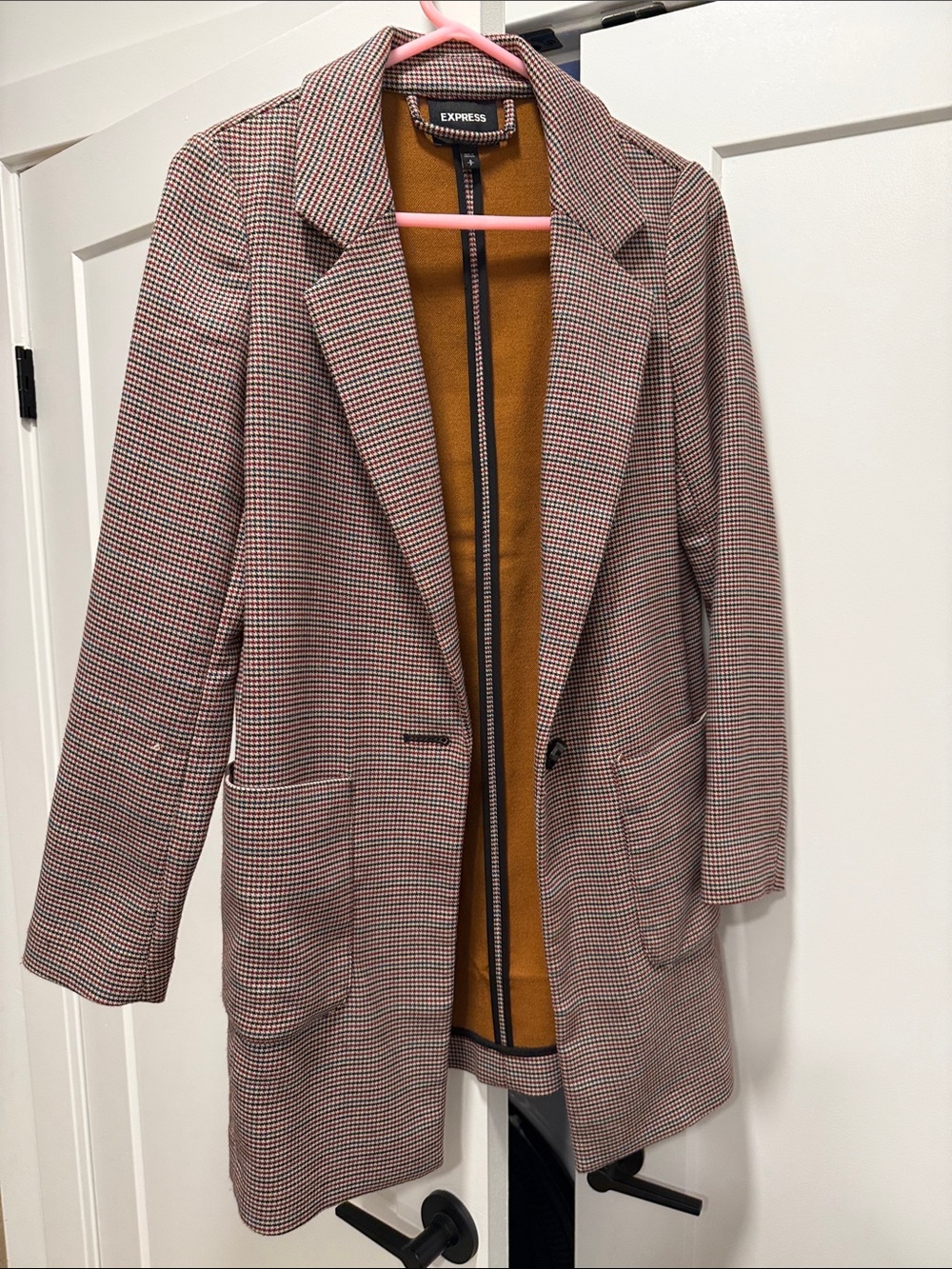 Express Houndstooth Blazer Jacket in Brown and Red Tones